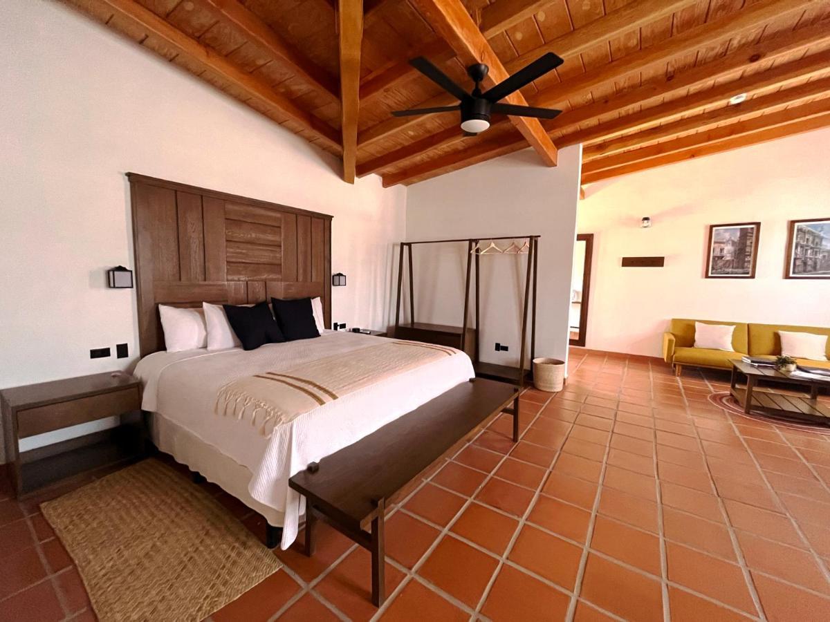 Casa Entrevez Bed and Breakfast Guadalupe Eksteriør billede