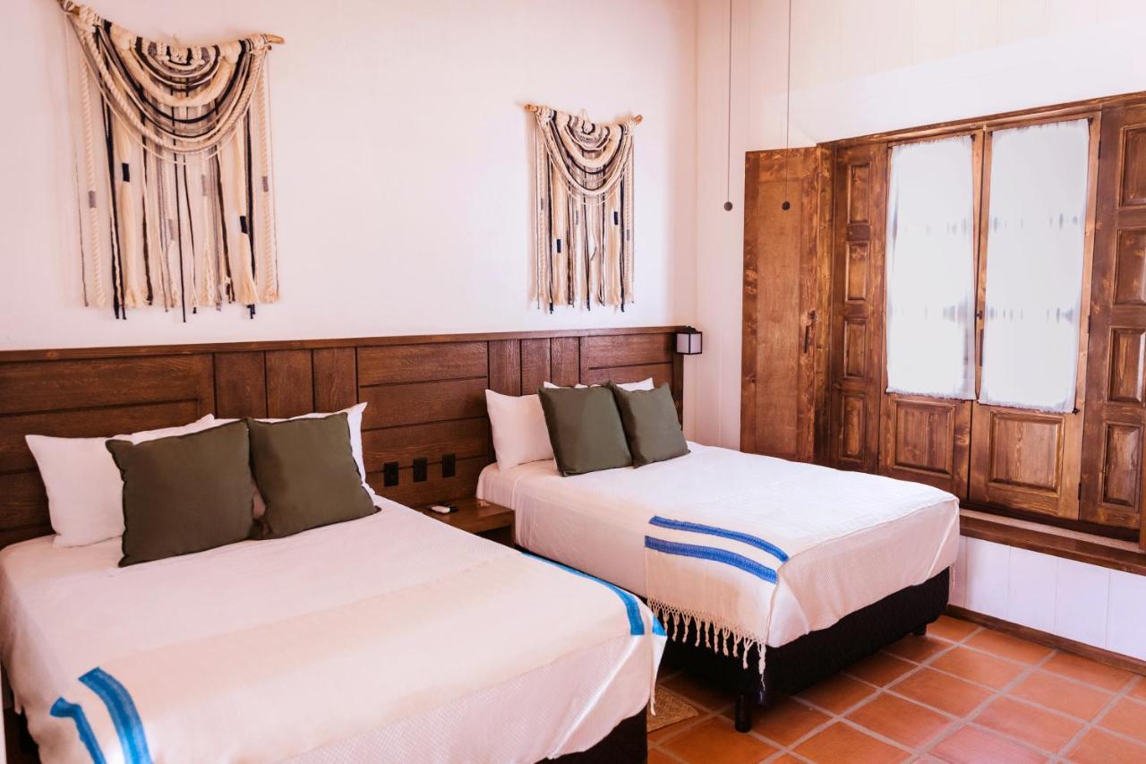 Casa Entrevez Bed and Breakfast Guadalupe Eksteriør billede